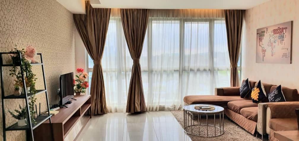 Regalia Suites With Infinity Pool Klcc By Staycation Homes Kuala Lumpur Exteriér fotografie