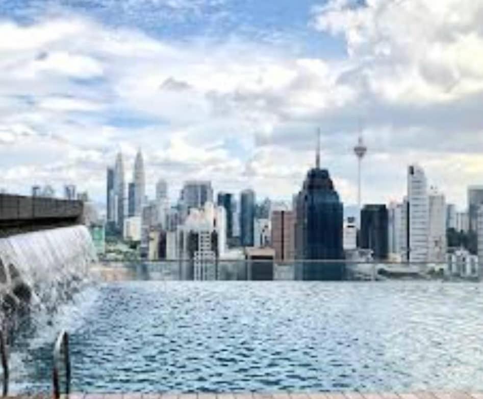 Regalia Suites With Infinity Pool Klcc By Staycation Homes Kuala Lumpur Exteriér fotografie