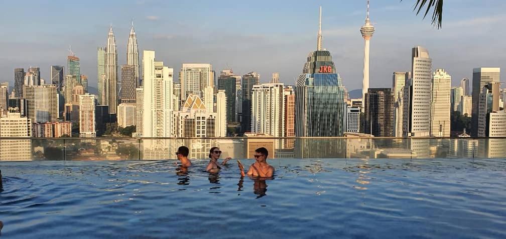Regalia Suites With Infinity Pool Klcc By Staycation Homes Kuala Lumpur Exteriér fotografie