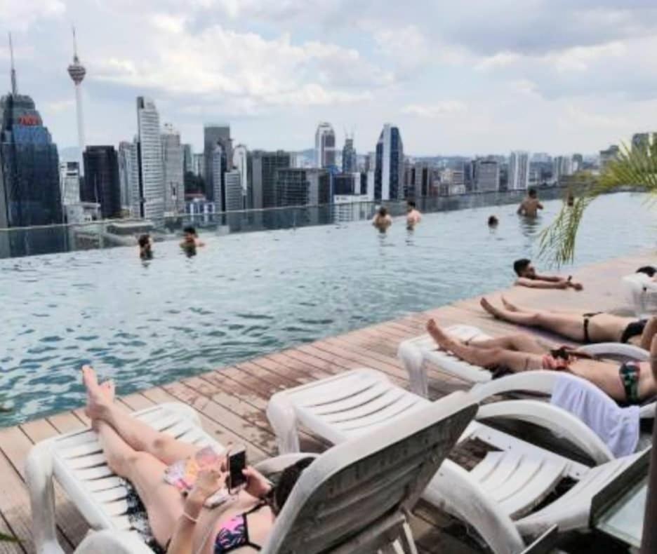 Regalia Suites With Infinity Pool Klcc By Staycation Homes Kuala Lumpur Exteriér fotografie