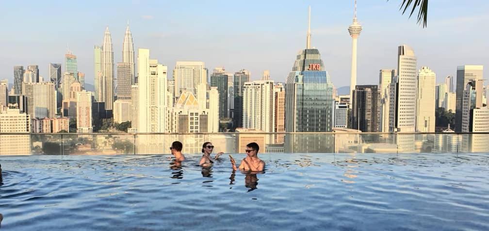 Regalia Suites With Infinity Pool Klcc By Staycation Homes Kuala Lumpur Exteriér fotografie